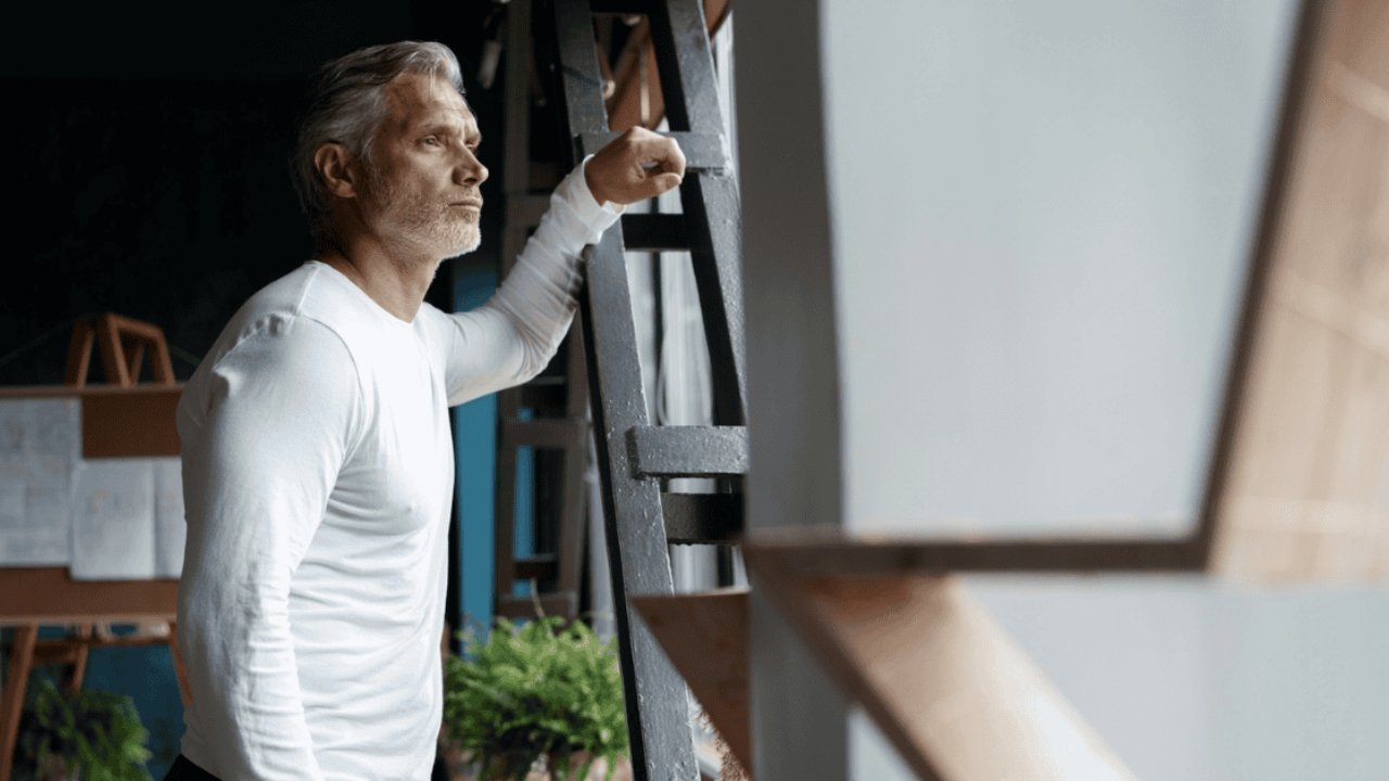 The Psychology Behind Wisdom vs Rigidity as We Age